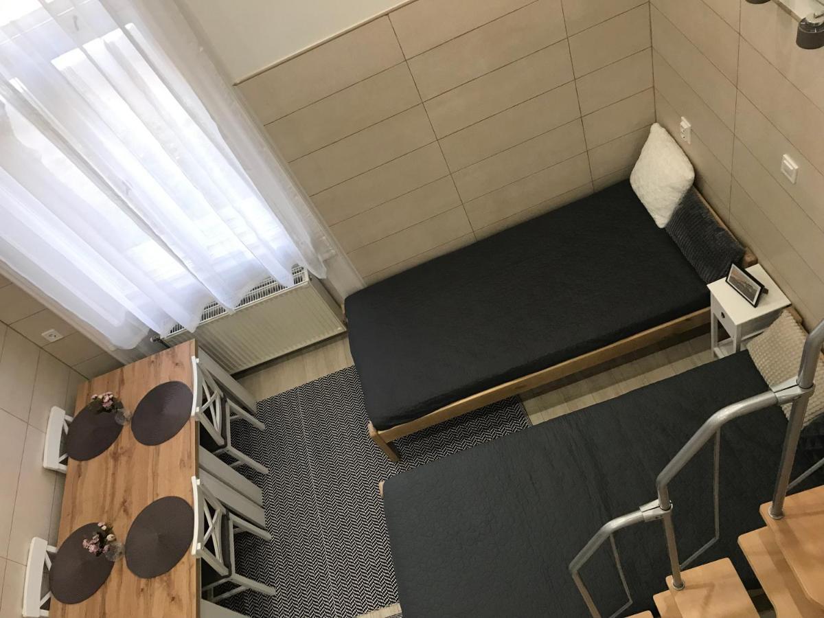 Mora Apartman 2 Kiskunfélegyháza Exterior foto